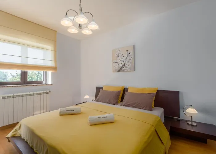 Lägenhet Mihael With Pool And Beautiful Garden